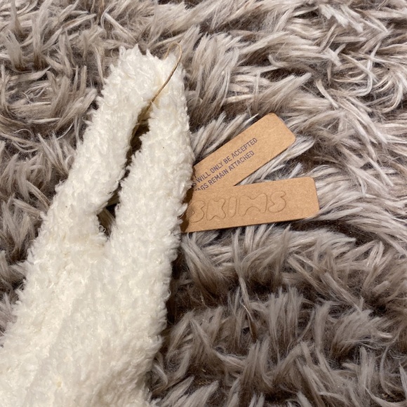 Brand new skims never worn , very soft - Picture 2 of 4